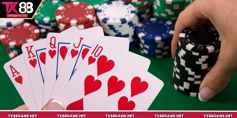 Giữ lại quân mạnh vào cuối