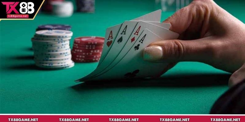 Ưu điểm khiến hội viên yêu thích game bài phỏm online